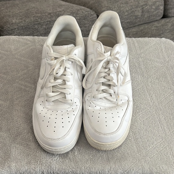 Nike Air Force ones - Picture 2 of 4